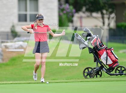 Thumbnail 3 in UIL 6A State Championship photogallery.