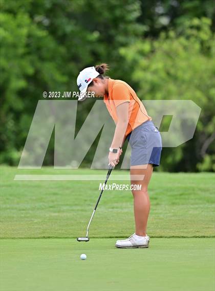 Thumbnail 1 in UIL 6A State Championship photogallery.