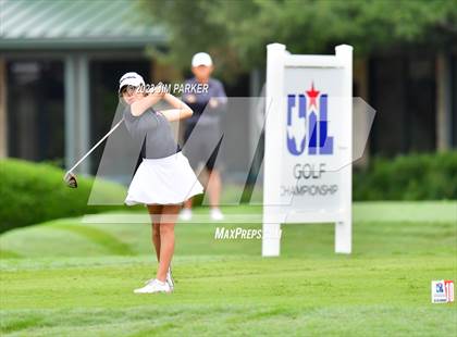Thumbnail 1 in UIL 6A State Championship photogallery.