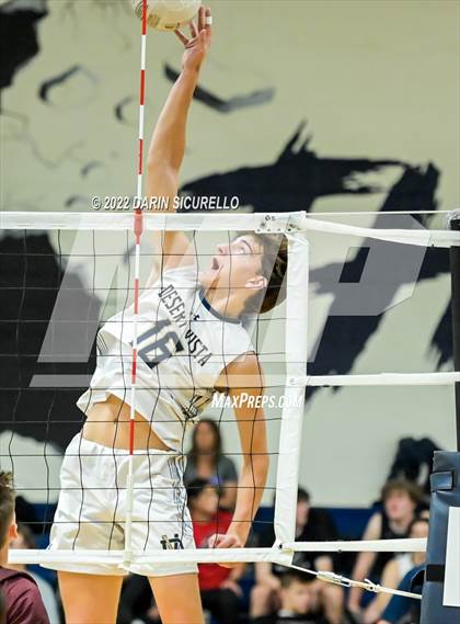 Thumbnail 2 in Desert Vista vs. Hamilton (Higley Invitational) photogallery.
