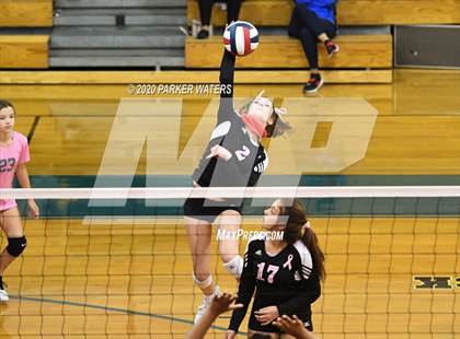 Thumbnail 2 in John Curtis Christian vs McGehee (NOAL Playoffs @ Country Day) photogallery.