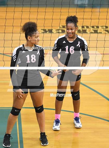 Thumbnail 2 in John Curtis Christian vs McGehee (NOAL Playoffs @ Country Day) photogallery.