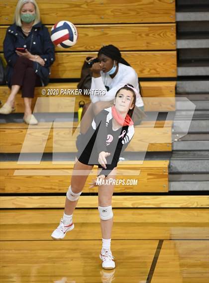 Thumbnail 3 in John Curtis Christian vs McGehee (NOAL Playoffs @ Country Day) photogallery.