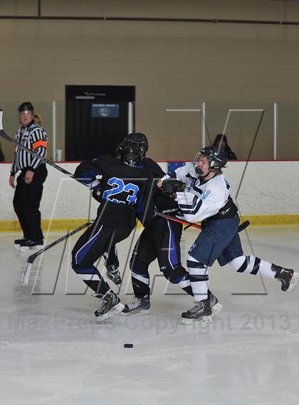 Thumbnail 3 in Columbine @ Valor Christian photogallery.