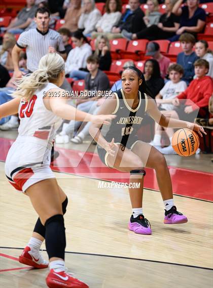 Thumbnail 2 in Jonesboro @ Westside photogallery.