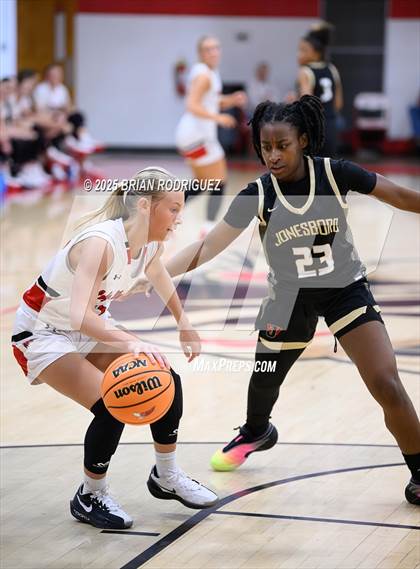 Thumbnail 2 in Jonesboro @ Westside photogallery.