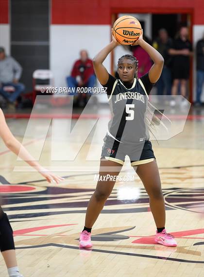 Thumbnail 1 in Jonesboro @ Westside photogallery.