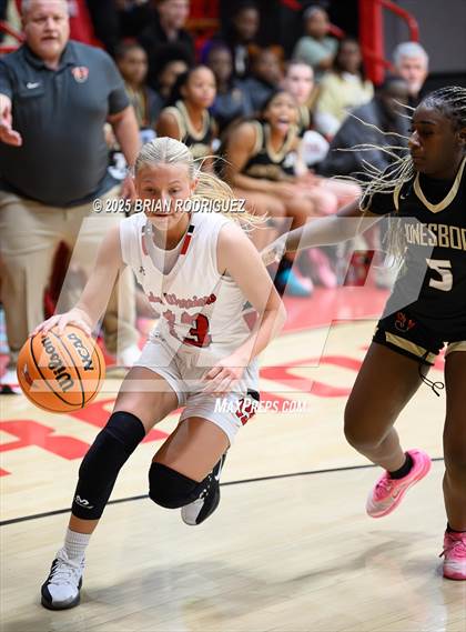 Thumbnail 2 in Jonesboro @ Westside photogallery.