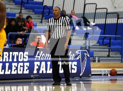 Thumbnail 2 in Rancho Christian vs. Ribet Academy photogallery.