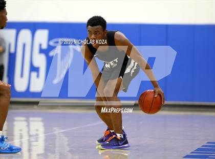 Thumbnail 2 in Rancho Christian vs. Ribet Academy photogallery.
