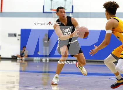 Thumbnail 3 in Rancho Christian vs. Ribet Academy photogallery.