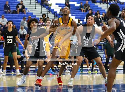 Thumbnail 1 in Rancho Christian vs. Ribet Academy photogallery.