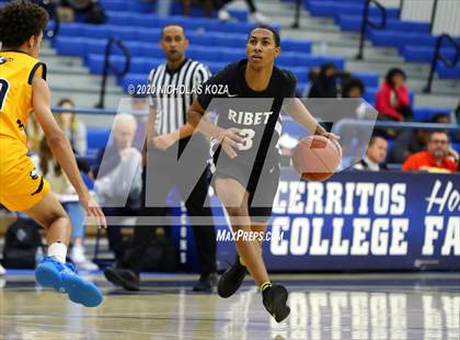 Thumbnail 2 in Rancho Christian vs. Ribet Academy photogallery.