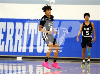 Thumbnail 3 in Rancho Christian vs. Ribet Academy photogallery.