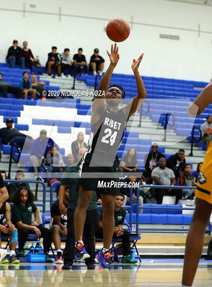 Thumbnail 1 in Rancho Christian vs. Ribet Academy photogallery.