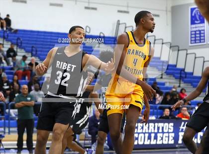 Thumbnail 2 in Rancho Christian vs. Ribet Academy photogallery.