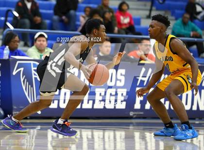 Thumbnail 2 in Rancho Christian vs. Ribet Academy photogallery.