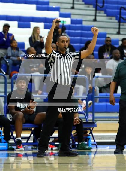 Thumbnail 1 in Rancho Christian vs. Ribet Academy photogallery.
