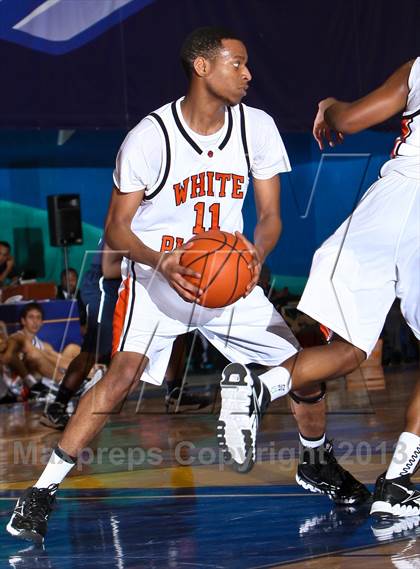 Thumbnail 1 in Poughkeepsie vs White Plains (Hoops For A Cure Extravaganza) photogallery.