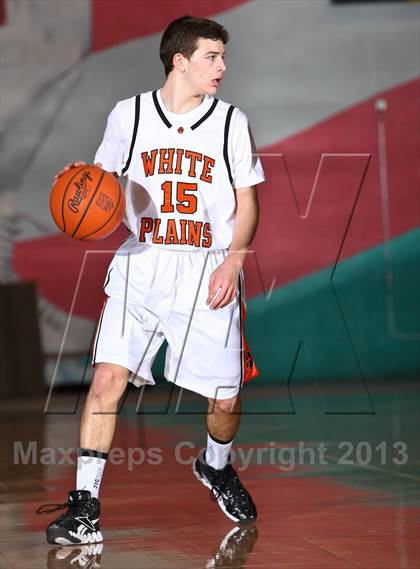 Thumbnail 2 in Poughkeepsie vs White Plains (Hoops For A Cure Extravaganza) photogallery.