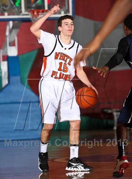 Thumbnail 1 in Poughkeepsie vs White Plains (Hoops For A Cure Extravaganza) photogallery.