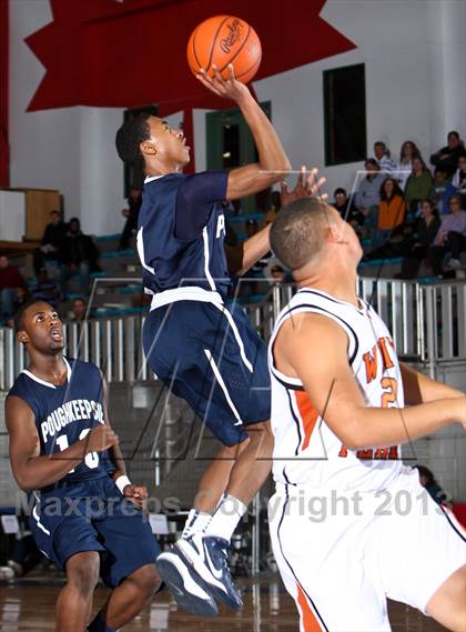 Thumbnail 2 in Poughkeepsie vs White Plains (Hoops For A Cure Extravaganza) photogallery.