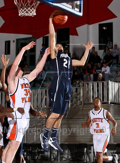 Thumbnail 1 in Poughkeepsie vs White Plains (Hoops For A Cure Extravaganza) photogallery.