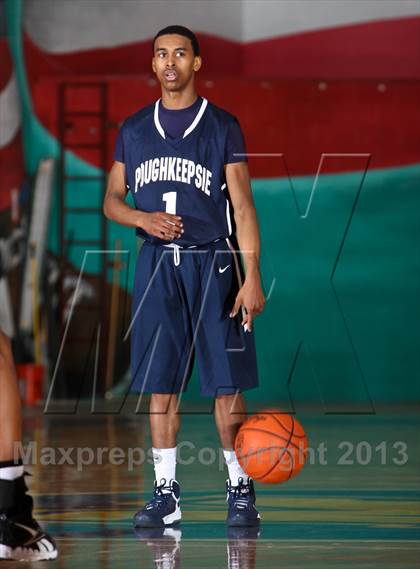 Thumbnail 2 in Poughkeepsie vs White Plains (Hoops For A Cure Extravaganza) photogallery.
