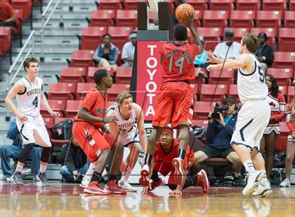 Thumbnail 2 in La Costa Canyon vs Hoover (CIF SDS D2 Final) photogallery.