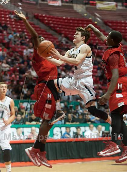 Thumbnail 3 in La Costa Canyon vs Hoover (CIF SDS D2 Final) photogallery.