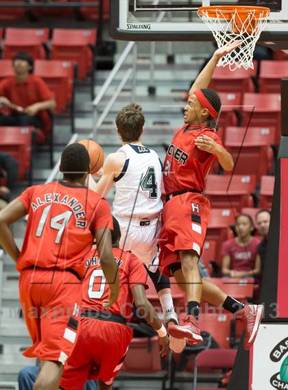 Thumbnail 1 in La Costa Canyon vs Hoover (CIF SDS D2 Final) photogallery.