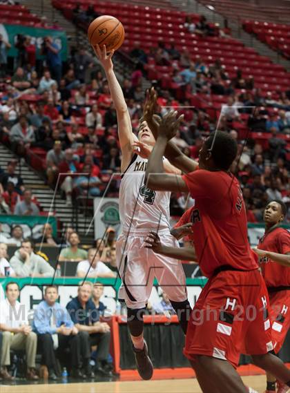 Thumbnail 2 in La Costa Canyon vs Hoover (CIF SDS D2 Final) photogallery.