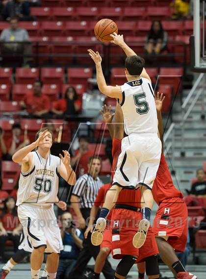 Thumbnail 1 in La Costa Canyon vs Hoover (CIF SDS D2 Final) photogallery.