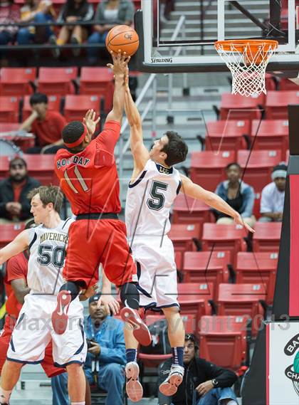 Thumbnail 2 in La Costa Canyon vs Hoover (CIF SDS D2 Final) photogallery.