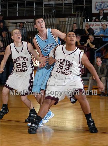 Thumbnail 1 in Benton v. Pinckneyville (Benton Invitational Tournament) photogallery.