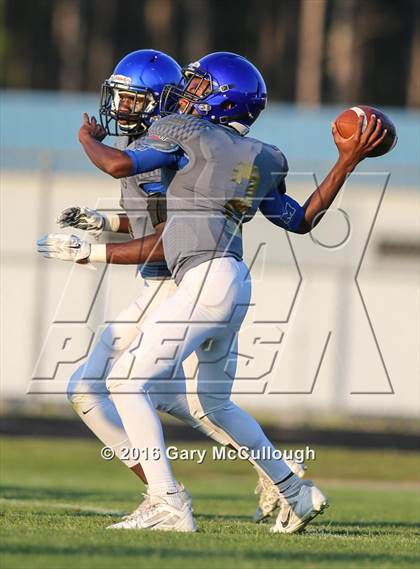 Thumbnail 1 in Fleming Island @ Menendez (Spring Scrimmage) photogallery.