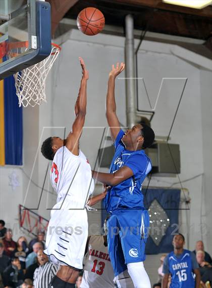 Thumbnail 1 in Capital Christian vs. Salesian (60th Gridley Invitational) photogallery.