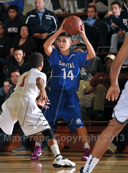 Thumbnail 3 in Capital Christian vs. Salesian (60th Gridley Invitational) photogallery.