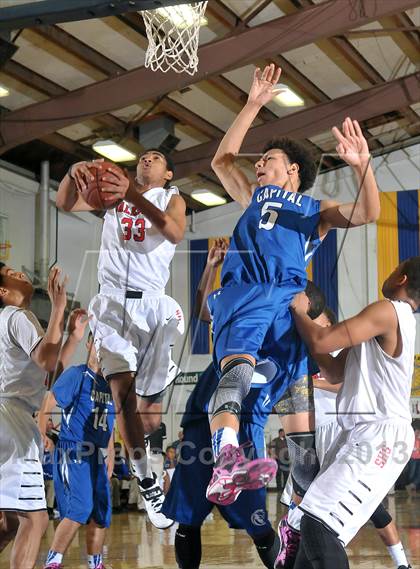 Thumbnail 1 in Capital Christian vs. Salesian (60th Gridley Invitational) photogallery.