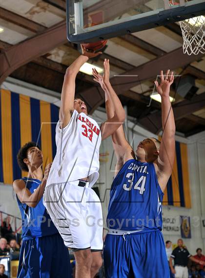 Thumbnail 3 in Capital Christian vs. Salesian (60th Gridley Invitational) photogallery.