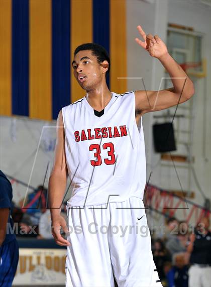 Thumbnail 2 in Capital Christian vs. Salesian (60th Gridley Invitational) photogallery.