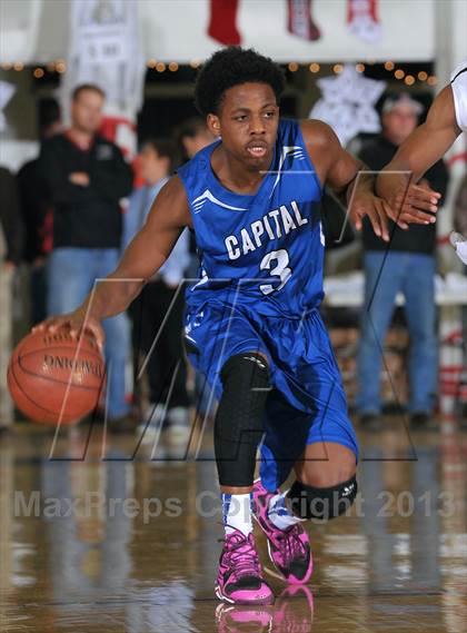 Thumbnail 3 in Capital Christian vs. Salesian (60th Gridley Invitational) photogallery.