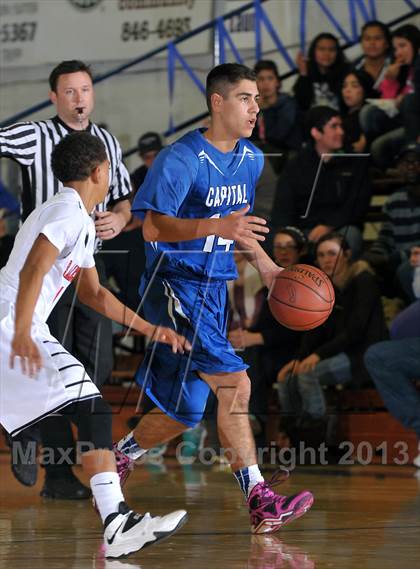 Thumbnail 1 in Capital Christian vs. Salesian (60th Gridley Invitational) photogallery.