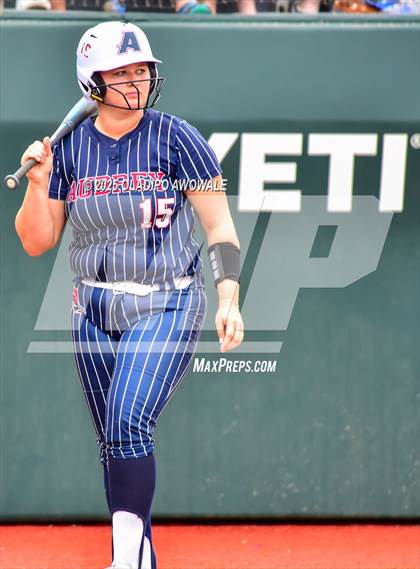 Thumbnail 2 in Aubrey vs. Robinson (UIL Softball 4A Div 2 Final) photogallery.
