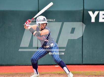 Thumbnail 2 in Aubrey vs. Robinson (UIL Softball 4A Div 2 Final) photogallery.