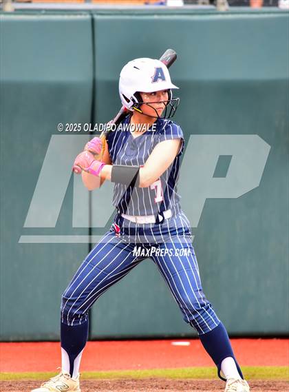 Thumbnail 3 in Aubrey vs. Robinson (UIL Softball 4A Div 2 Final) photogallery.