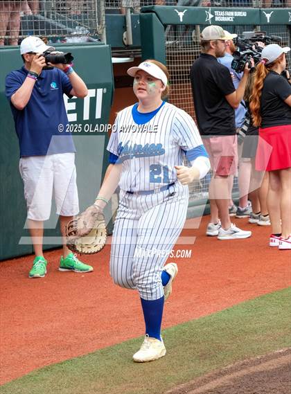 Thumbnail 3 in Aubrey vs. Robinson (UIL Softball 4A Div 2 Final) photogallery.
