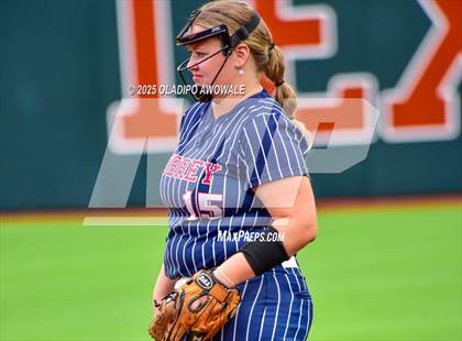Thumbnail 2 in Aubrey vs. Robinson (UIL Softball 4A Div 2 Final) photogallery.