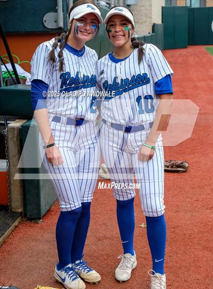 Thumbnail 1 in Aubrey vs. Robinson (UIL Softball 4A Div 2 Final) photogallery.