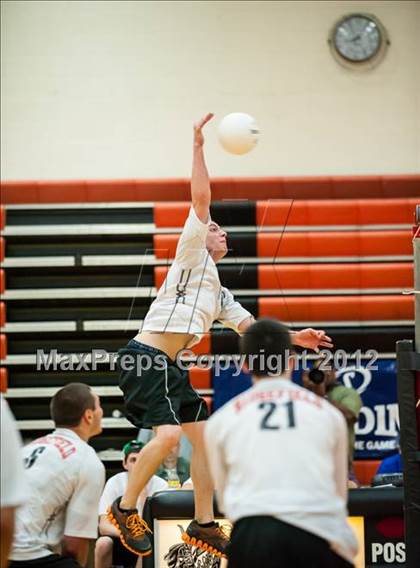 Thumbnail 2 in Cheshire vs Ridgefield (CIAC Class L Final) photogallery.